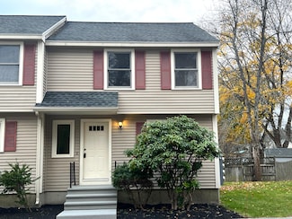 162 Beach St Unit 4, Saco, ME 04072