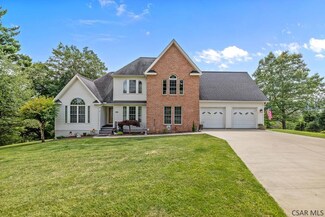 308 Graystone Ln, Johnstown, PA 15905