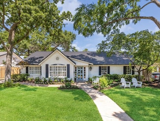 10006 Meadow Lake Ln, Houston, TX 77042