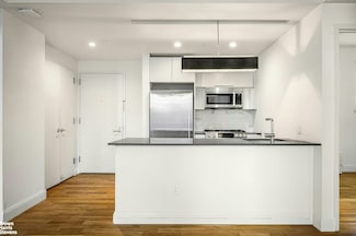 577 Baltic St Unit 5 B, Brooklyn, NY 11217