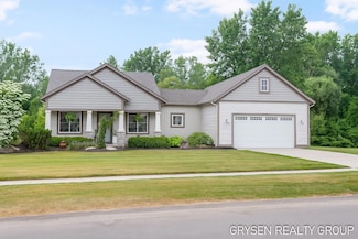 2504 Cedar Dr W, Georgetown Township, MI 49428