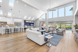 6933 SE Harbor Cir, Stuart, FL 34996