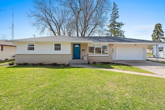 901 E Pershing St, Appleton, WI 54911