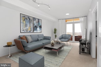 11760 Sunrise Valley Dr Unit 911, Reston, VA 20191