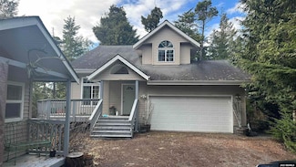 9059 Heron Ln, Ketchikan, AK 99901