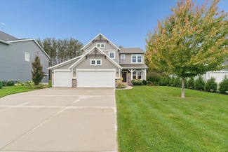 12651 Riverton Rd, Grand Haven, MI 49417