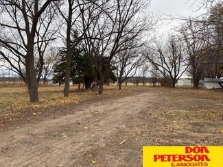 55890 898 Rd, Saint Helena, NE 68774