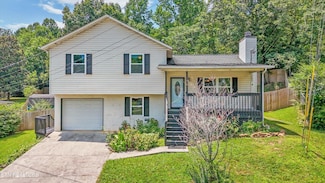 6823 Silent Brook Ln, Knoxville, TN 37921