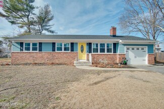 924 Anchor Ave, Beachwood, NJ 08722