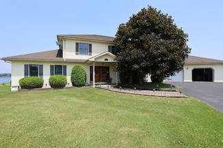 65 Sparrowhawk Point Dr, Lisbon, NY 13658