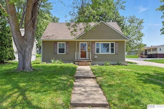 3513 S 122nd St, Omaha, NE 68144