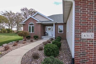 4313 Grosbeak Glen, Windsor, WI 53598