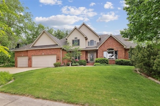 6909 Capitol View Ct, Johnston, IA 50131