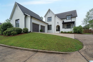 2414 Jacobs Rd, Vestavia, AL 35216