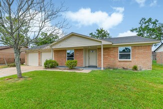 4314 Woodmont Dr, Houston, TX 77045