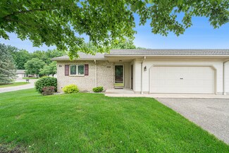 6530 Leisure Creek Dr SE, Caledonia, MI 49316