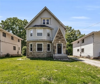 1588 S Green Rd, Cleveland, OH 44121