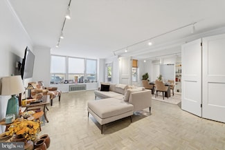 41 Conshohocken State Rd Unit 101, Bala Cynwyd, PA 19004
