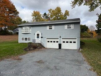 1072 N Hoosac Rd, Williamstown, MA 01267