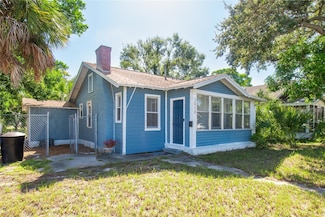 2010 42nd St S, Saint Petersburg, FL 33711
