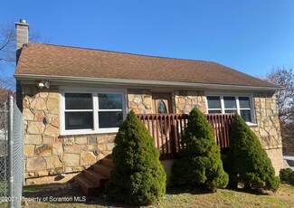 301 Newton Rd, Scranton, PA 18504
