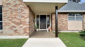 5929 Menlo Dr, Baton Rouge, LA 70808