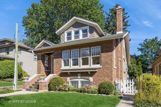 410 Berkshire St, Oak Park, IL 60302