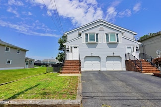 10 Holmes St Unit A, Carteret, NJ 07008