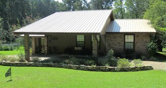 319 Marie Dr, Florence, MS 39073