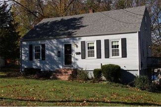 13 Moulton St, Georgetown, MA 01833