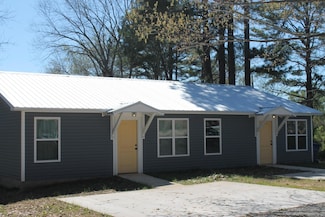 411 Park St, Bradford, AR 72020