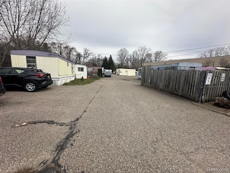 28730 Grand River Ave, Farmington Hills, MI 48336