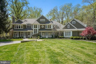 9907 River View Ct, Potomac, MD 20854
