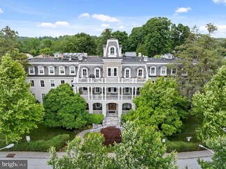 40 Louella Ct Unit C2, Wayne, PA 19087