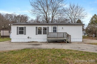 11299 Ann St SE Unit 33, Lowell, MI 49331