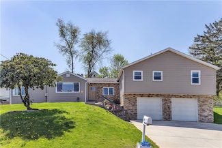 211 Widmer Ave, New Kensington, PA 15068
