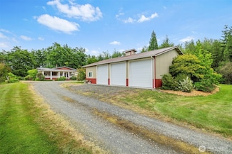 3348 Hidden Pond Dr, Ferndale, WA 98248
