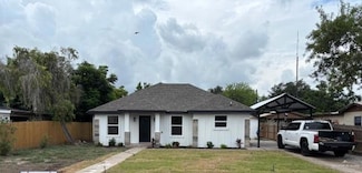 781 W Gem Ave, Raymondville, TX 78580