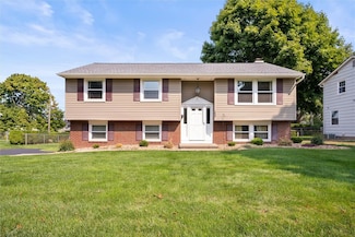 255 Tioga Dr, Rochester, NY 14616
