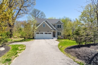 70 Rockland St, Natick, MA 01760