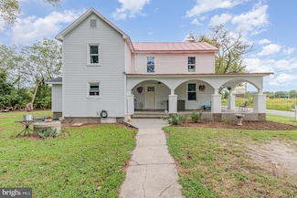4381 Mulberry Rd, Warsaw, VA 22572