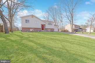 304 Centaurian Dr, West Berlin, NJ 08091