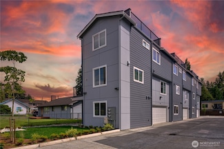 4716 Grove St Unit 104, Marysville, WA 98270