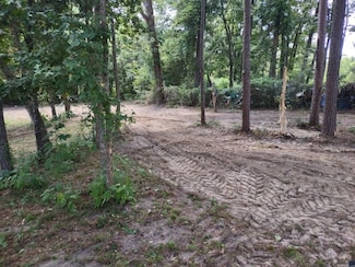 3035 Old Colony Rd, Huntsville, TX 77320