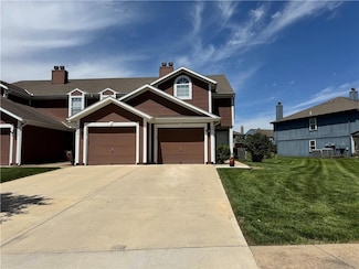 5562 NW Moonlight Meadow Dr, Lees Summit, MO 64064