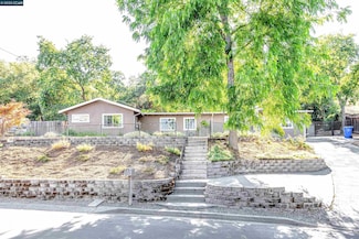 1371 Juanita Dr, Walnut Creek, CA 94595