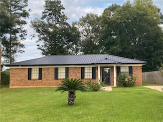 918 Oak St, Jackson, AL 36545