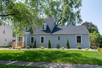 1431 Kilbourn St, Elkhart, IN 46514