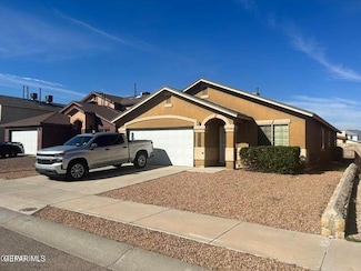 11973 Mesquite Miel Dr, El Paso, TX 79934