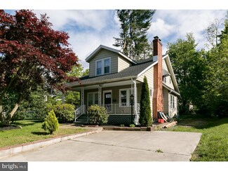 348 Elm Ave, Woodbury Heights, NJ 08097